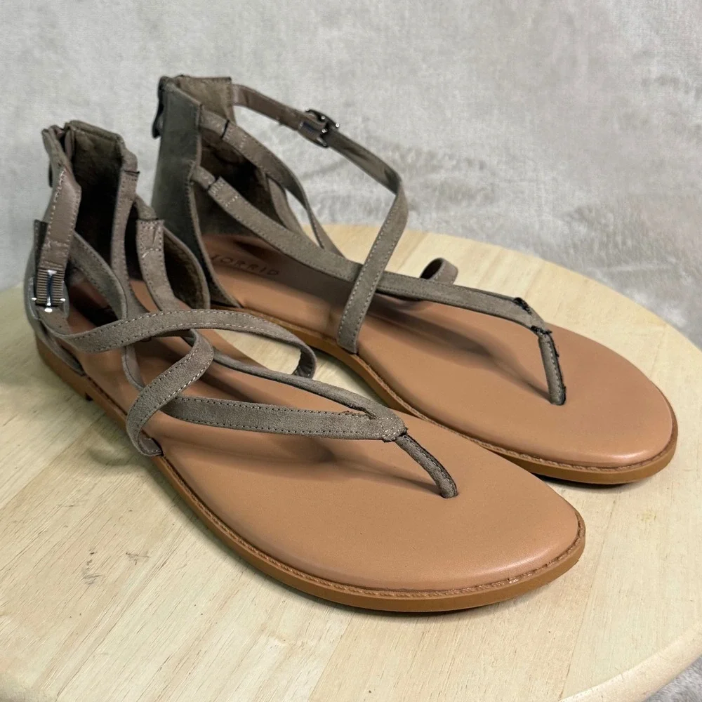 Torrid Womens Wide Width Gladiator Thong Sandals Taupe Brown Strappy Back Zip